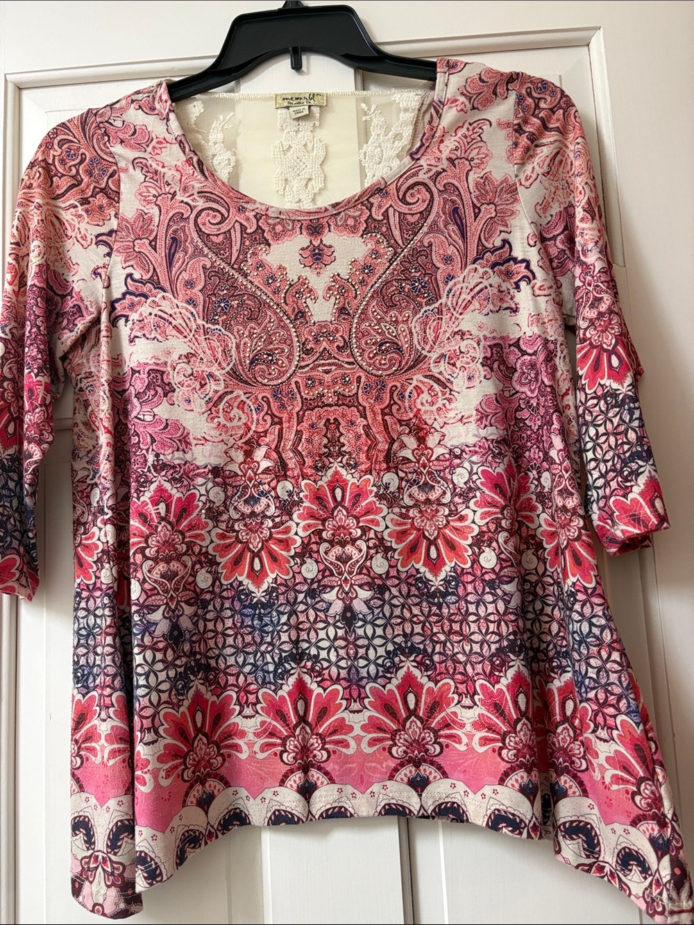 Emerald Pink Paisley Floral Scoop Neck Tunic***T’s HOT DEAL